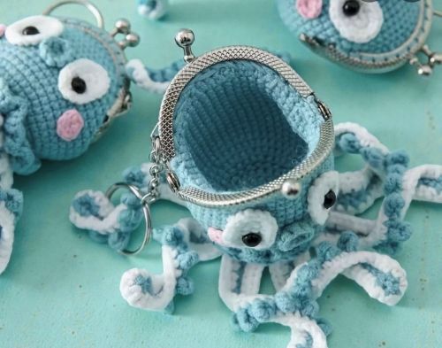 Mini-Gelbörse Portemonnaie handgehäkelt Oktopus Krake