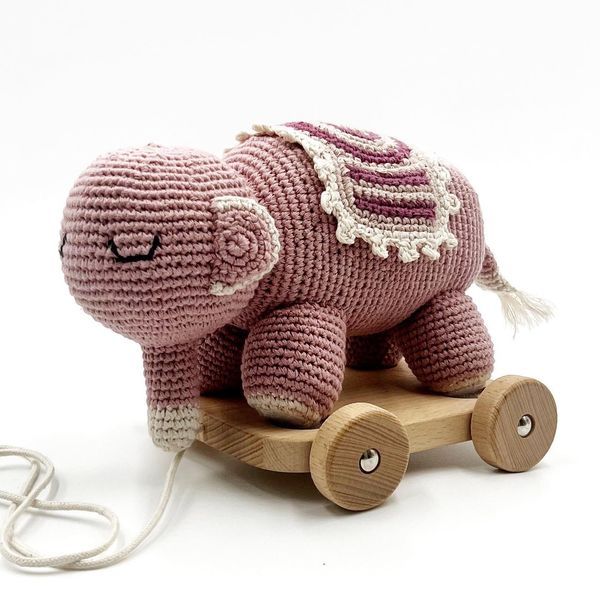 Nachziehtier Elefant Zugtier